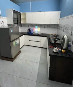 Tủ bếp nhựa Ecoplast - cánh gỗ MDF chống ẩm - TBN004